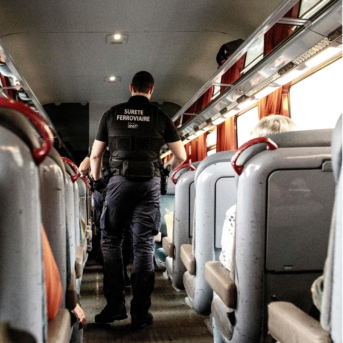 Illustration d’un agent de sécurité : la communauté SeekGuard grandit rapidement. Illustration d’un agent de sécurité.